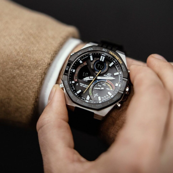 CASIO EDIFICE ECB-950MP-1A - Hình ảnh 2