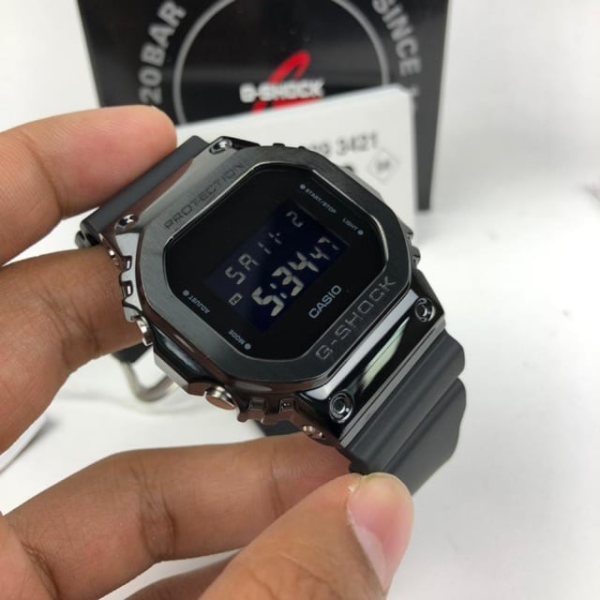 CASIO G-SHOCK GM-5600B-1 - Hình ảnh 3