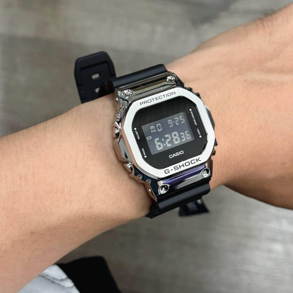 CASIO GSHOCK GM-5600-1D - Hình ảnh 3