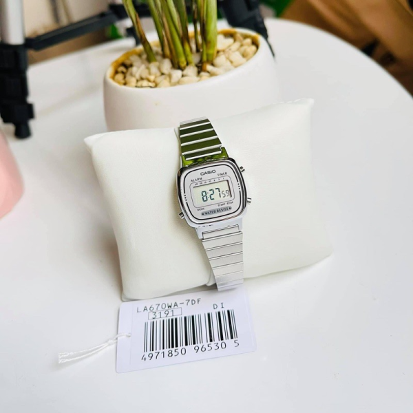 CASIO LA670WA-7D - Hình ảnh 4